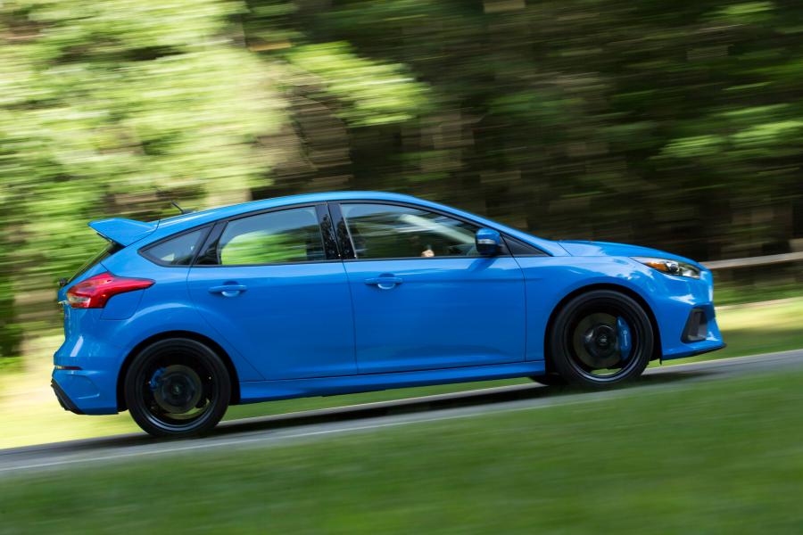  Ford Focus RS 2016 года  (US) (фото 44 из 51)